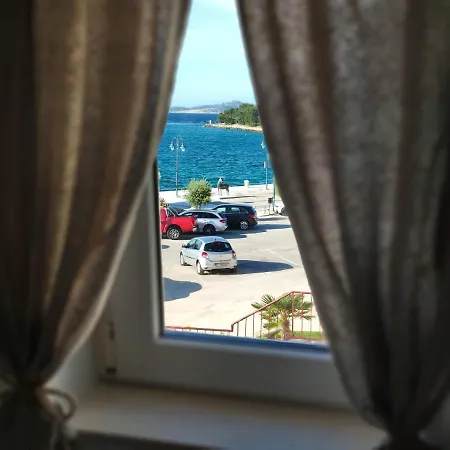 House-apartment Apartman