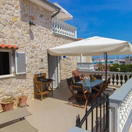 House-apartment Apartman Tribunj (Sibenik-Knin)