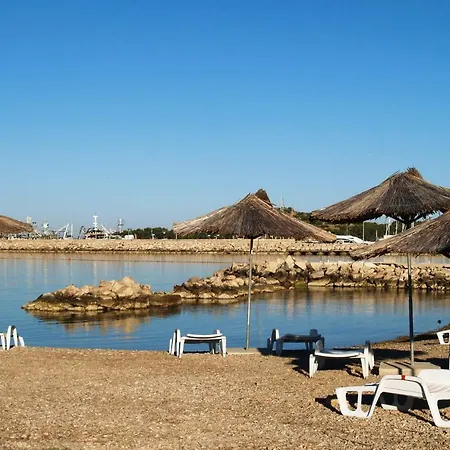 House-apartment アパート Tribalj