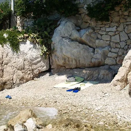 House-apartment Apartman