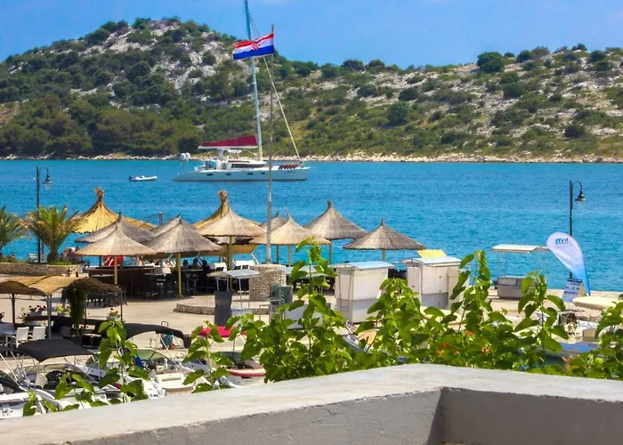 House-apartment דירה *