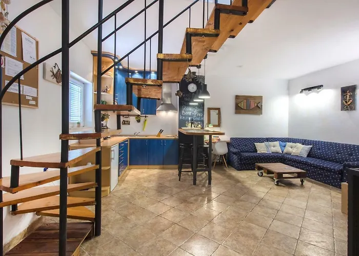 House-apartment דירה Tribalj